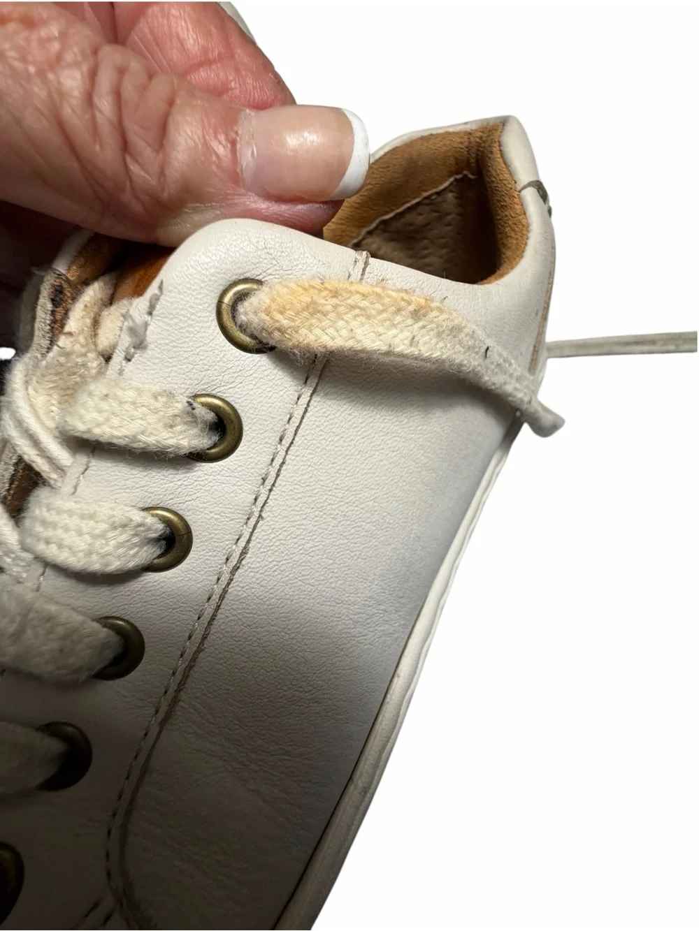 Born Mira Women's White Leather Lace-Up Sneakers Sz 6.5